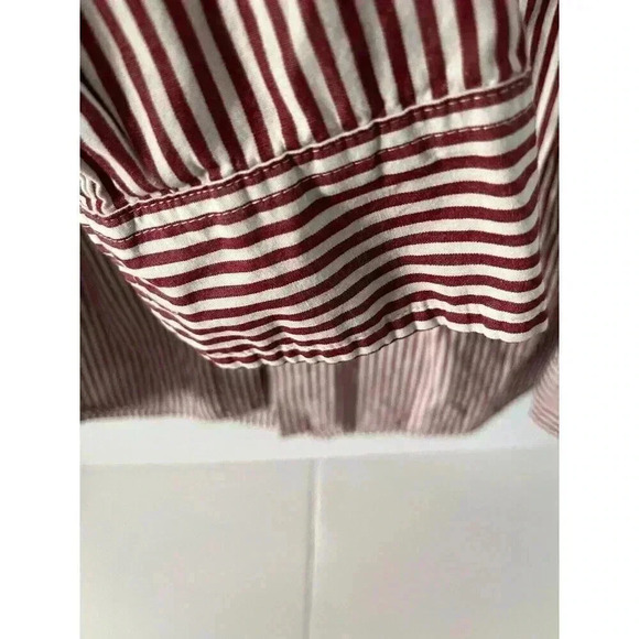 Women’s Gap Shirt Medium Boyfriend Fit Button Up Collared Red White Str… - Picture 8 of 10